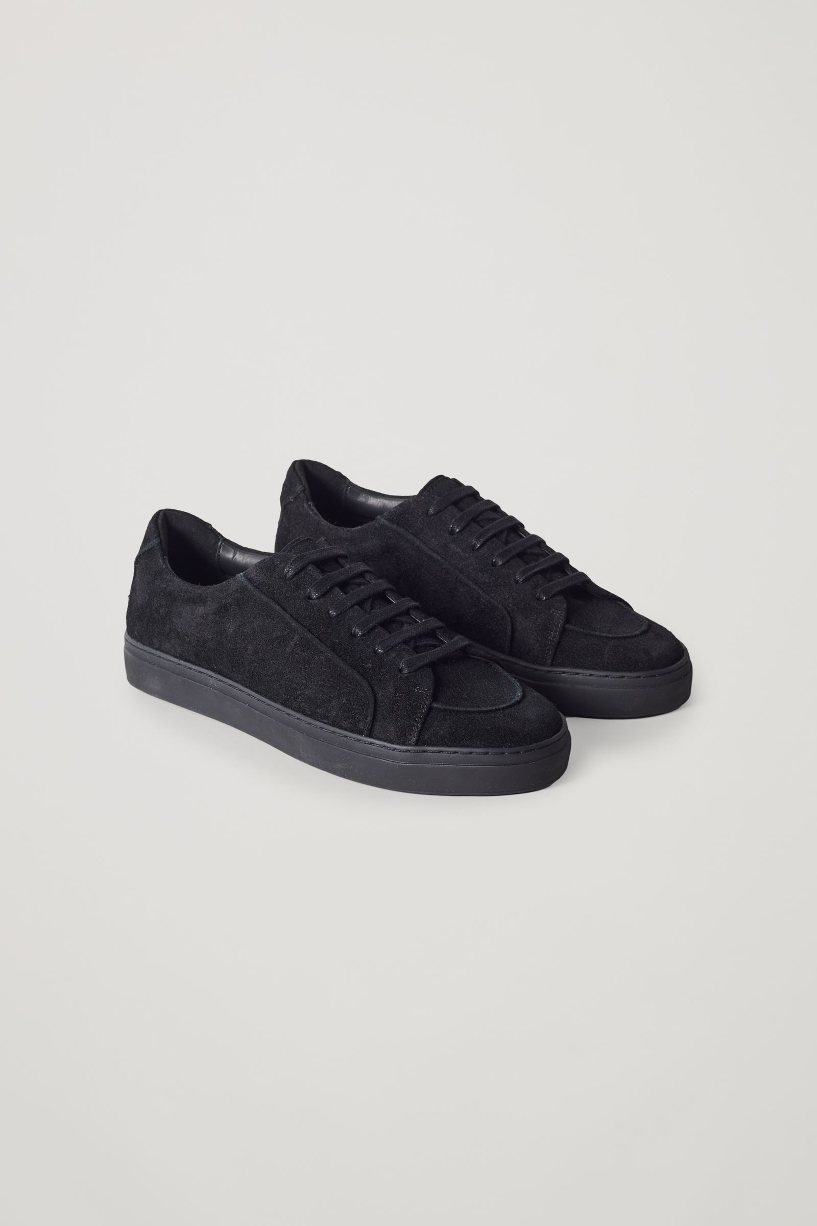 LEATHER SNEAKERS レザースニーカー カーボン｜COS コス 公式