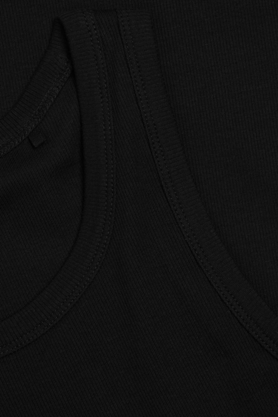 COS リブ編みタンクトップ