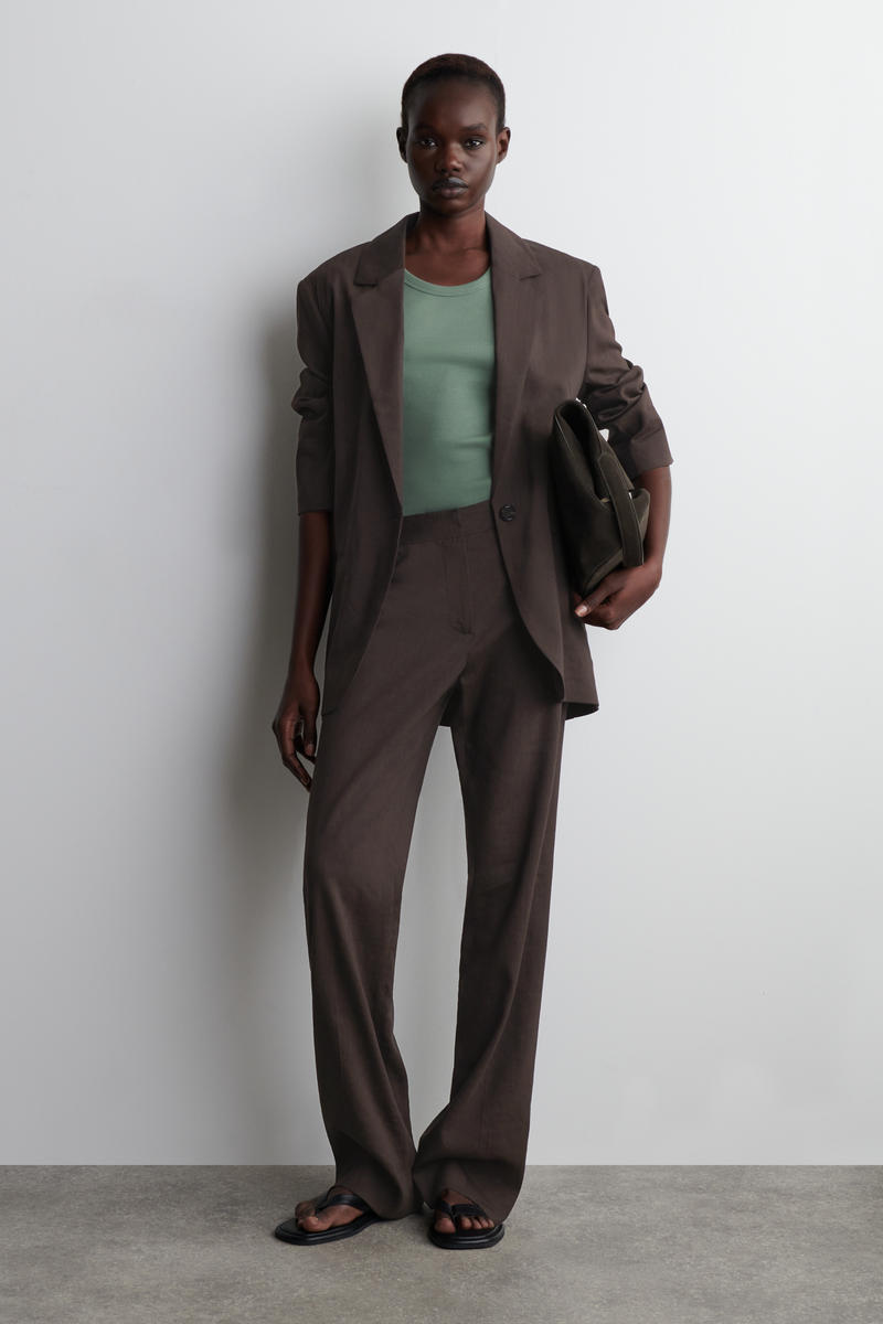 COS リブ編みタンクトップ