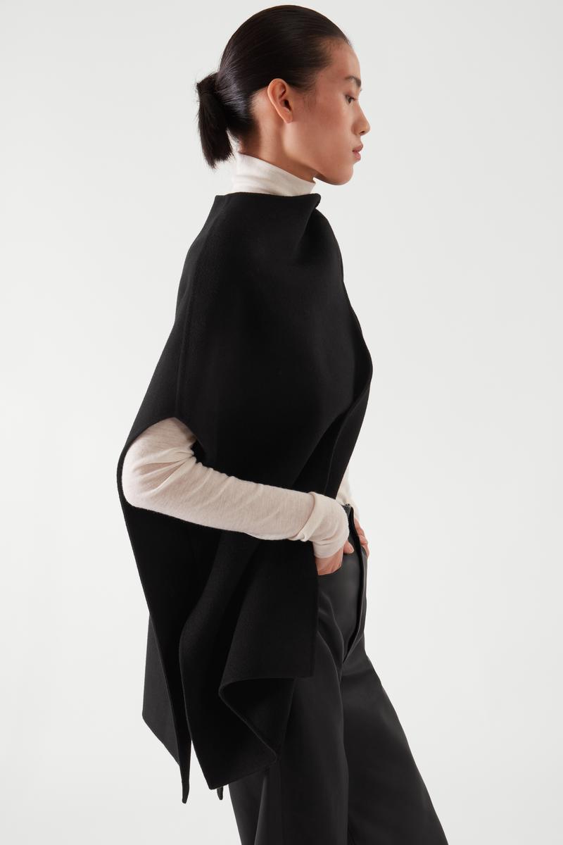 WOOL MIX HYBRID CAPE