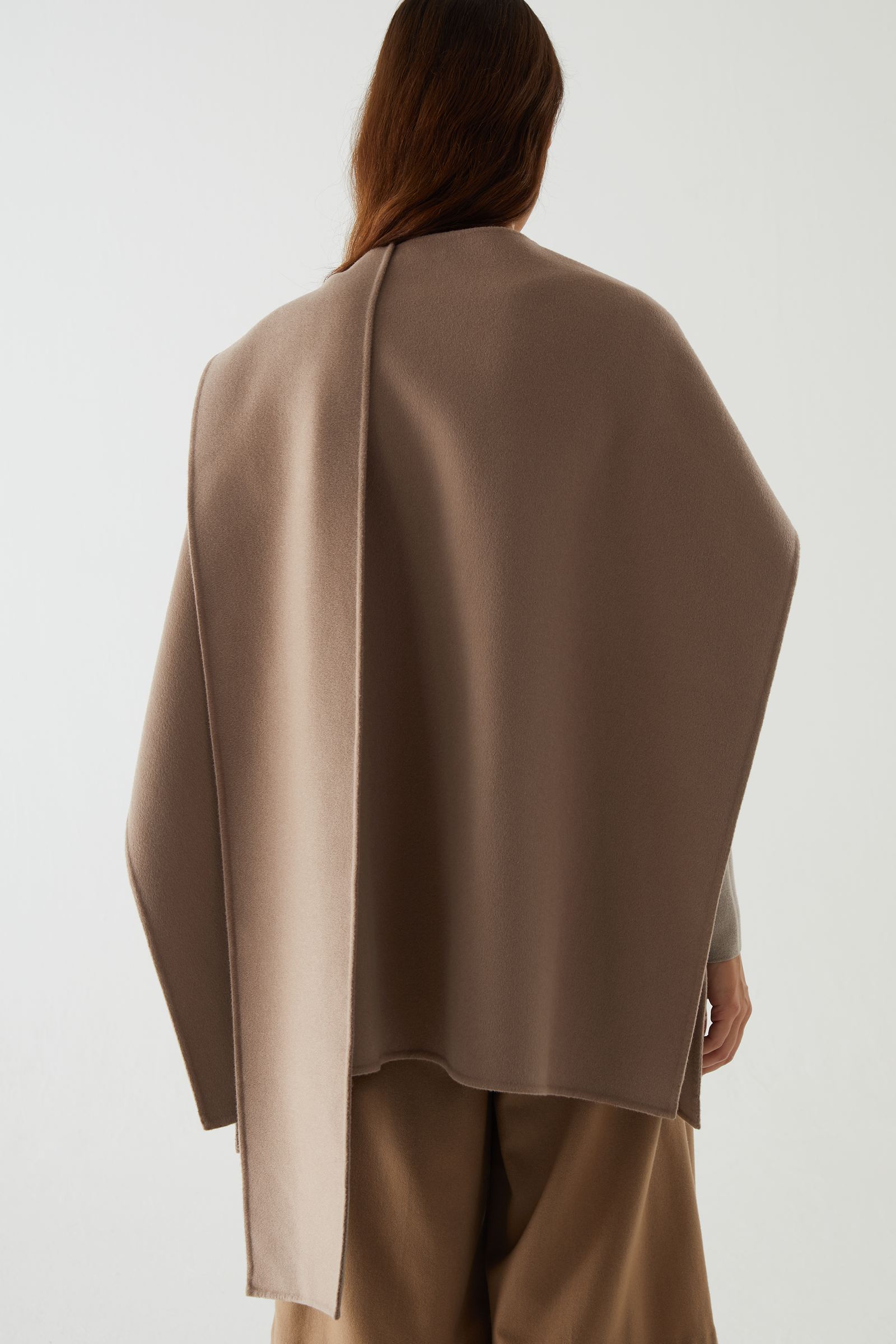 WOOL MIX HYBRID CAPE ウールブレンドケープ｜COS コス 公式オンライン