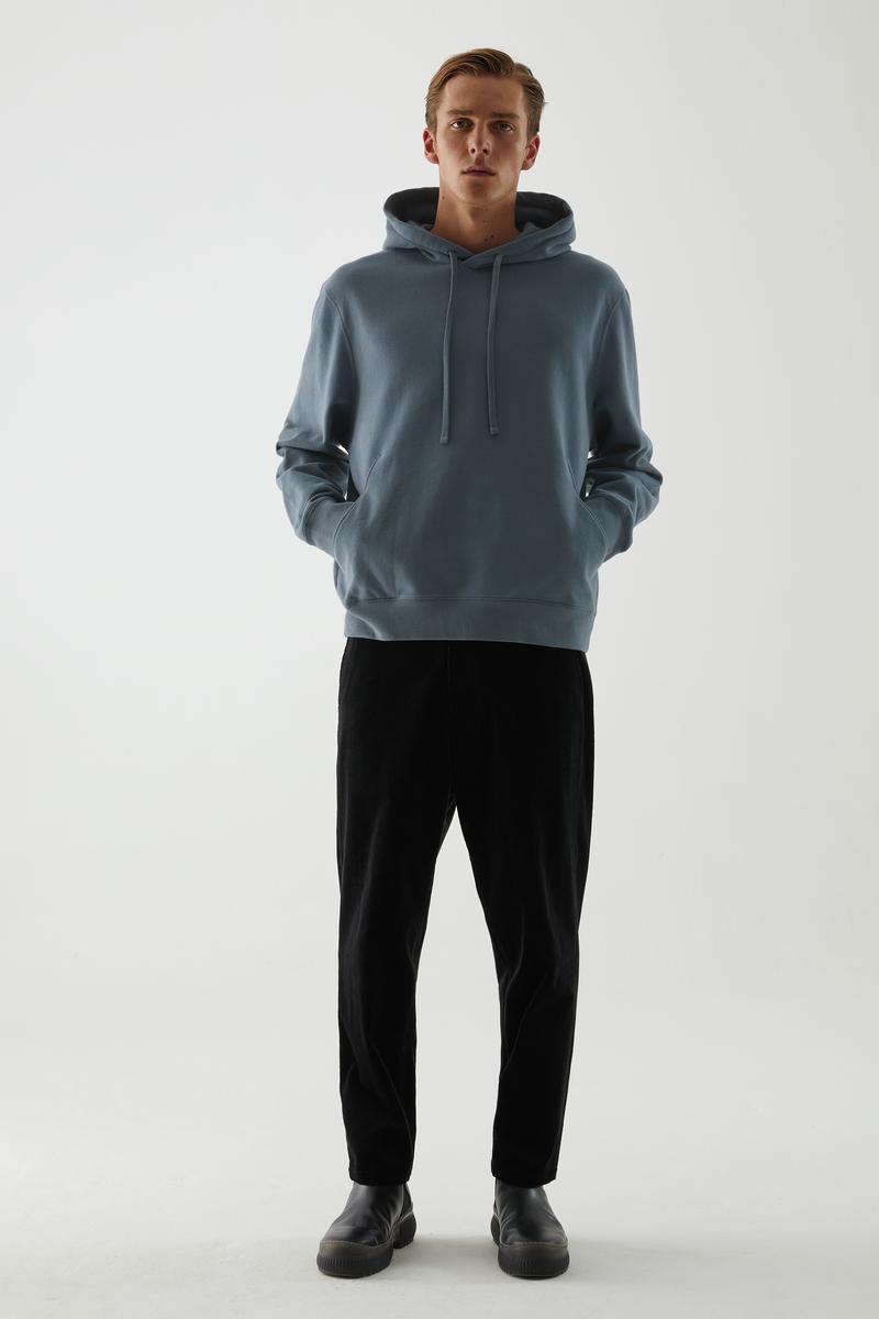 ORGANIC COTTON STRUCTURED HOODIE 立体感のあるオーガニック