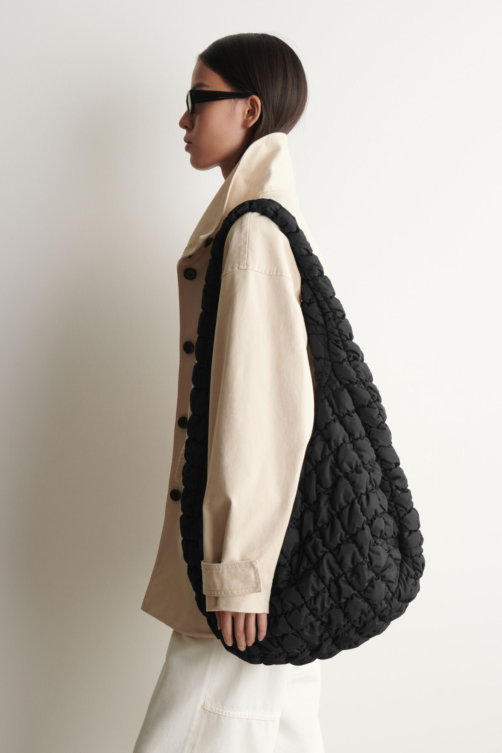 RECYCLED POLYESTER QUILTED OVERSIZED SHOULDER BAG オーバーサイズ