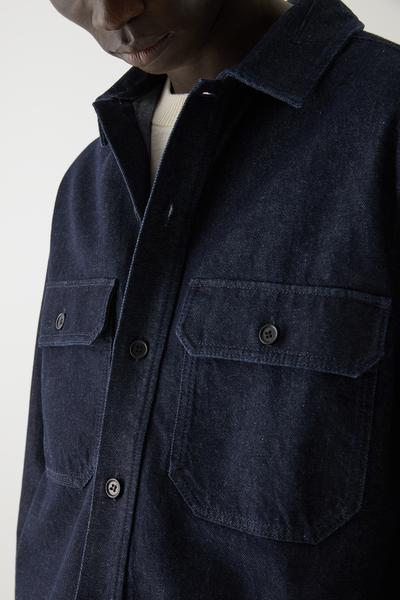 COS オーガニックコットン素材ユーティリティスタイルデニムオーバーシャツ