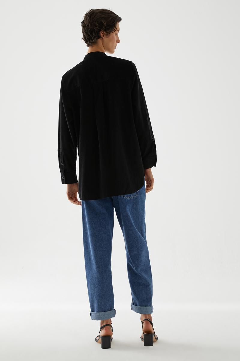 COS ラッフルトリムVネックトップス