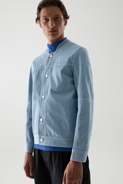 COS リサイクルコットンミックスデニム襟なしベースボールジャケット