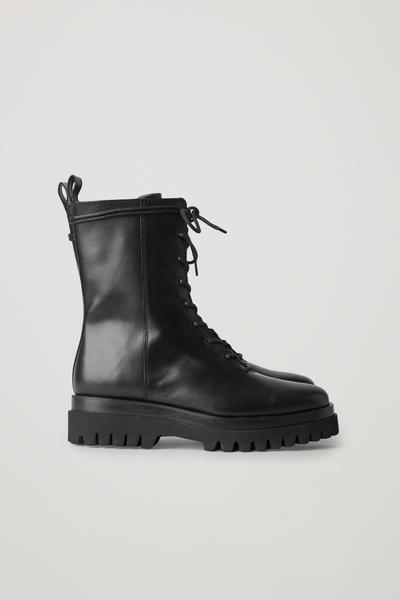 COS 分厚いレザーレースアップブーツ