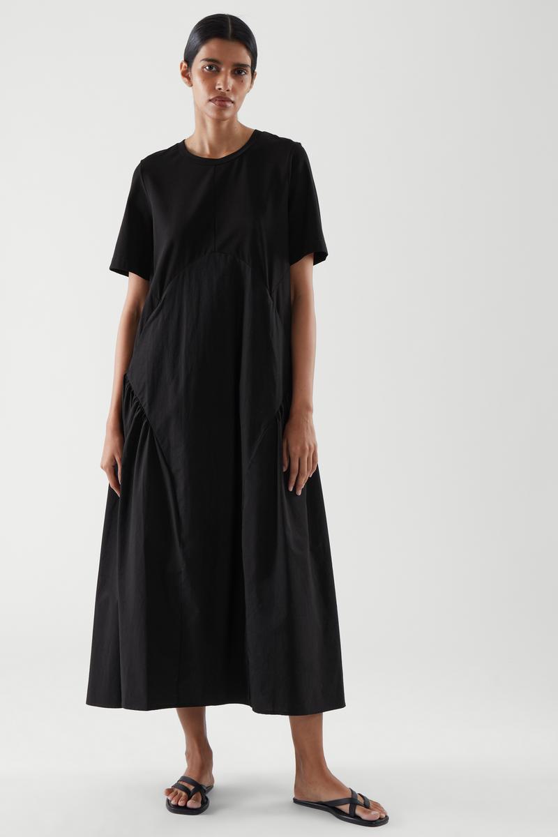 Pleated T Shirt Dress プリーツtシャツロングワンピース Cos コス 公式オンラインストア