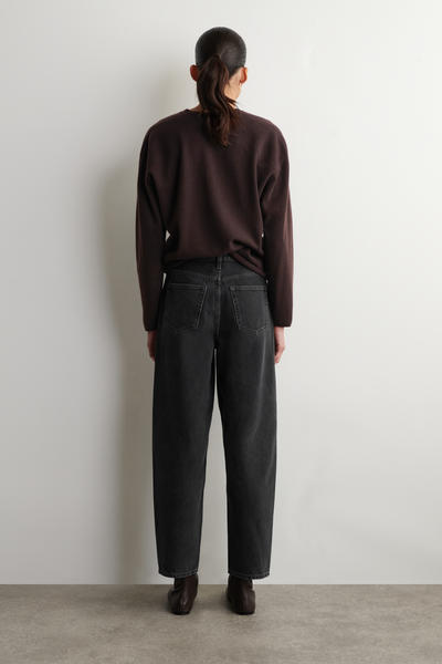 COS ARCHジーンズ - テーパード