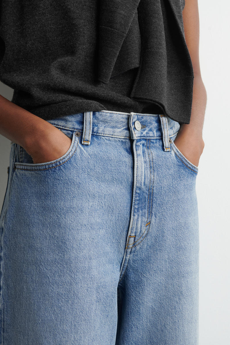 COS ARCHジーンズ - テーパード