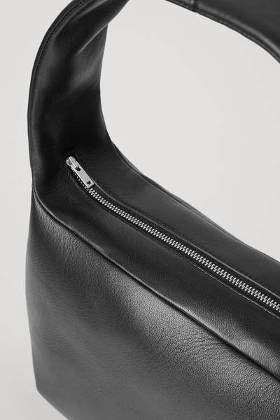 LEATHER MINI SHOULDER BAG レザー製ミニショルダーバッグ ブラック