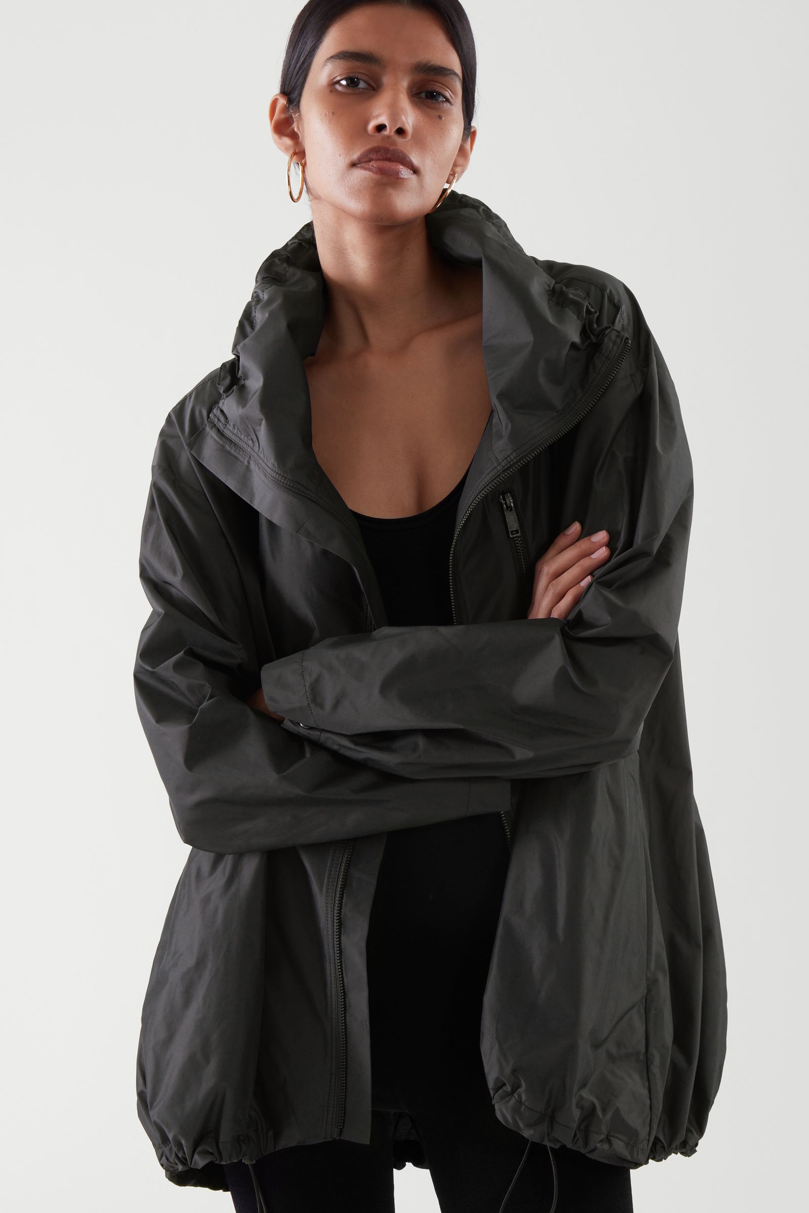 NYLON ANORAK ひも付きアノラック｜COS コス 公式オンラインストア