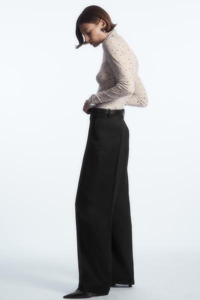 SLIM-FIT MERINO WOOL TURTLENECK TOP スリムフィット メリノウール