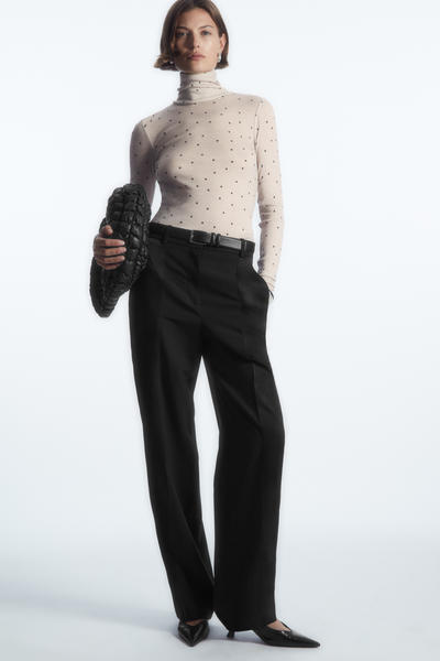 SLIM-FIT MERINO WOOL TURTLENECK TOP スリムフィット メリノウール