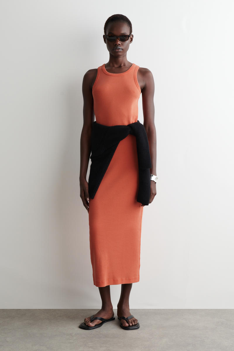 RIBBED DRESS リブ編みワンピース｜COS コス 公式オンラインストア 