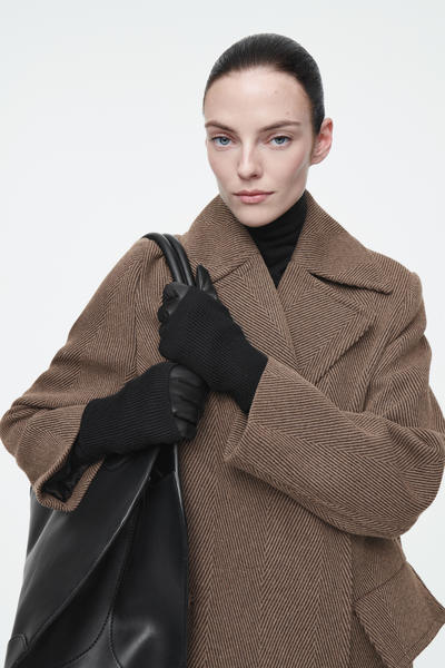 LEATHER GLOVES レザーグローブ ブラック｜COS コス 公式オンラインストア