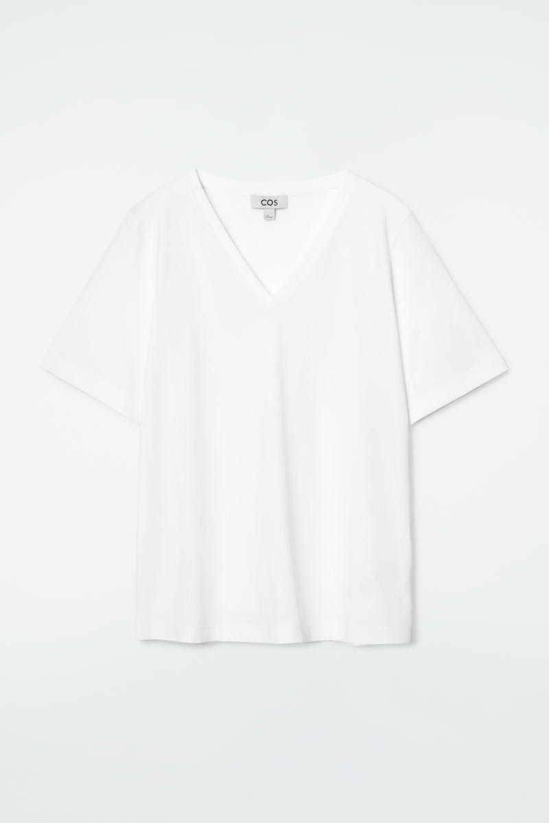 COS VネックTシャツ