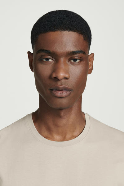 COS レギュラーフィットTシャツ