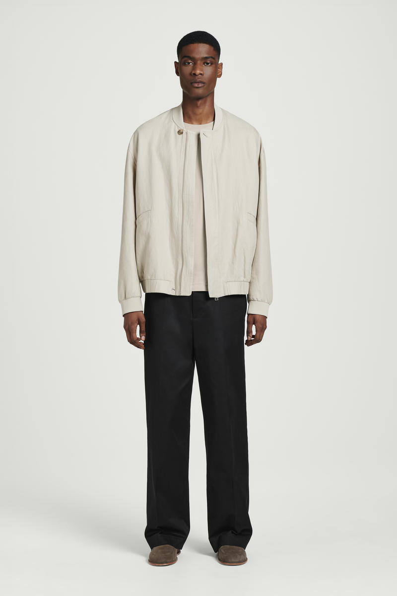 COS レギュラーフィットTシャツ