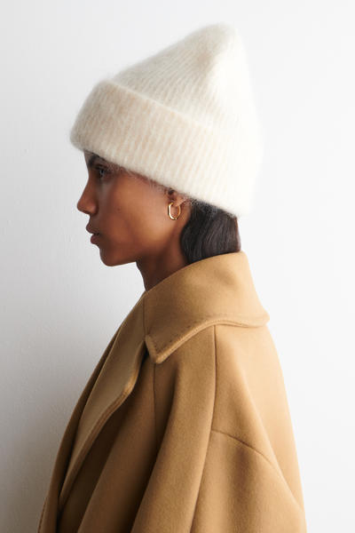 COS ニットビーニー帽