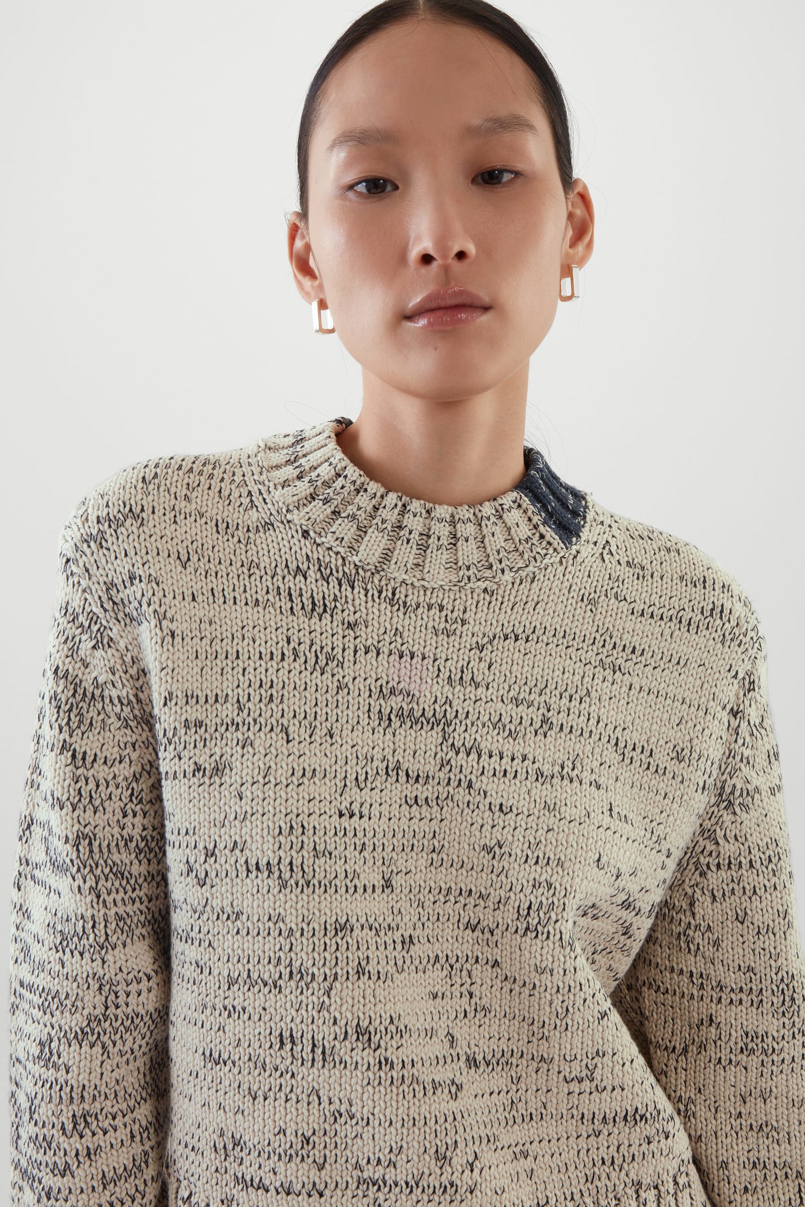CONTRAST-KNIT JUMPER コントラスト ニットジャンパー｜COS コス 公式 