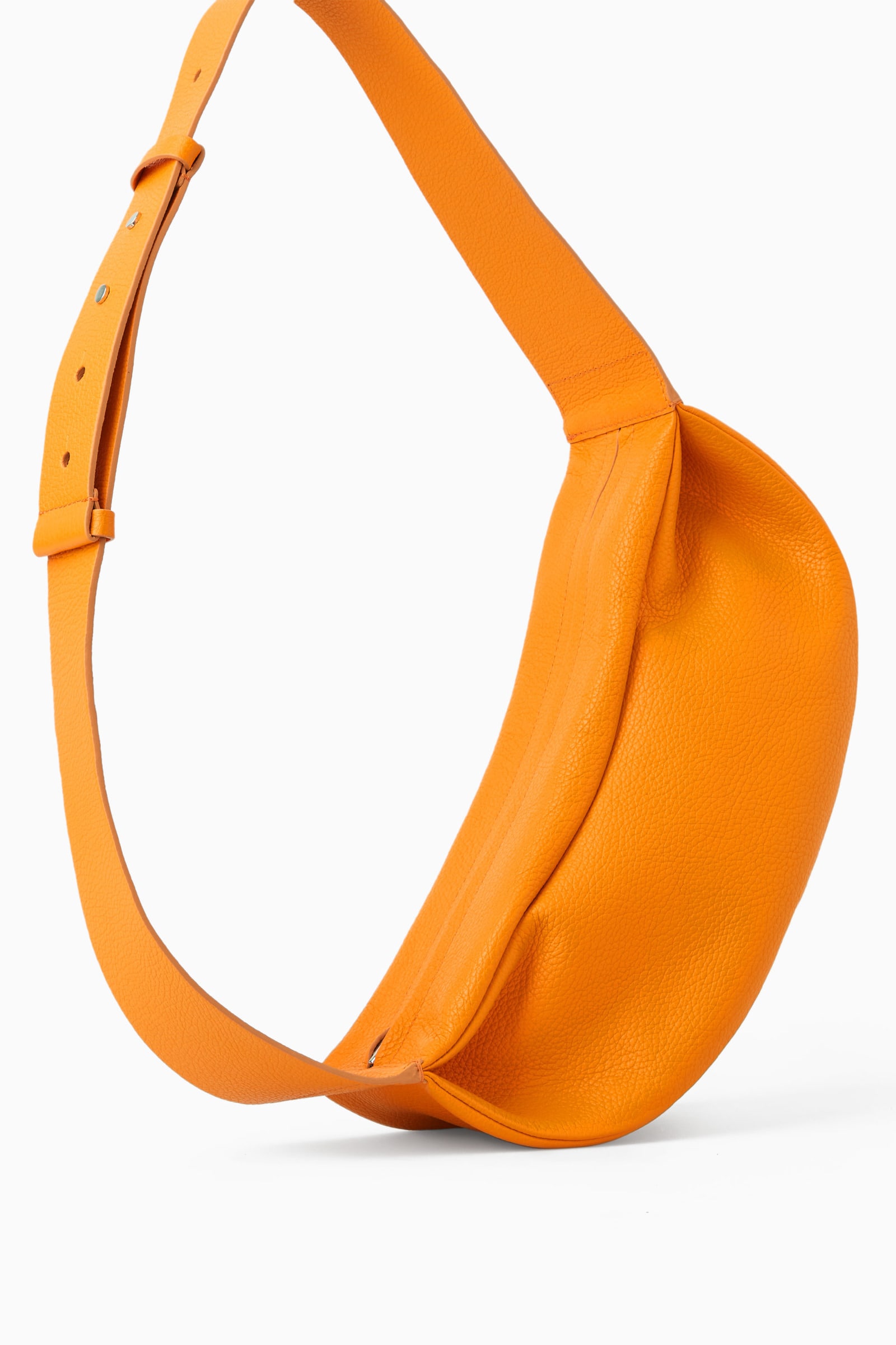 LEATHER PLEATED BELT BAG レザープリーツベルトバッグ ブライト 