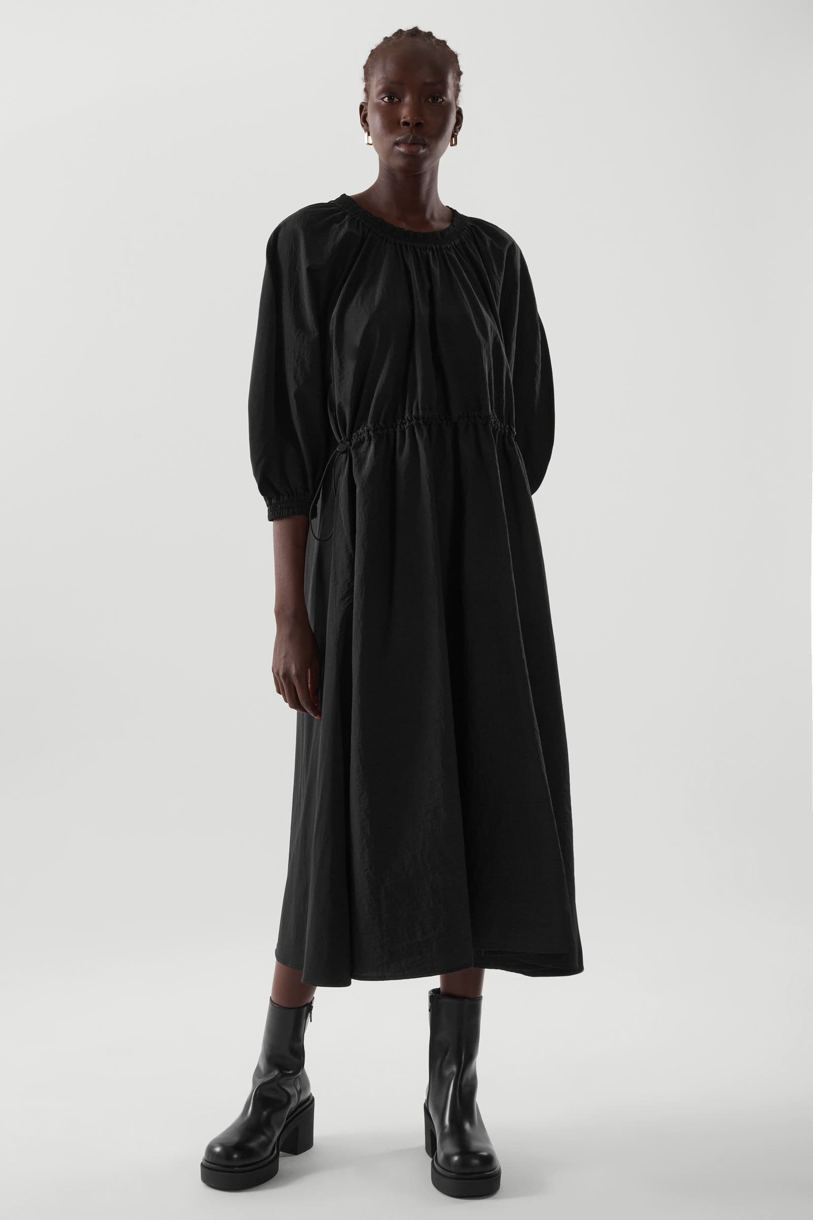 スーツ・フォーマル・ドレス hem tiered volume sleeve embroidery OP WILLFULLY official web store（ウィルフリーコウシキツウハン