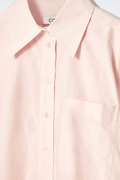 COS オーバーサイズ長袖シャツ