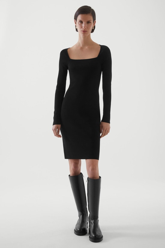 SLIM-FIT SQUARE-NECK DRESS スリムフィットスクエアネックワンピース 