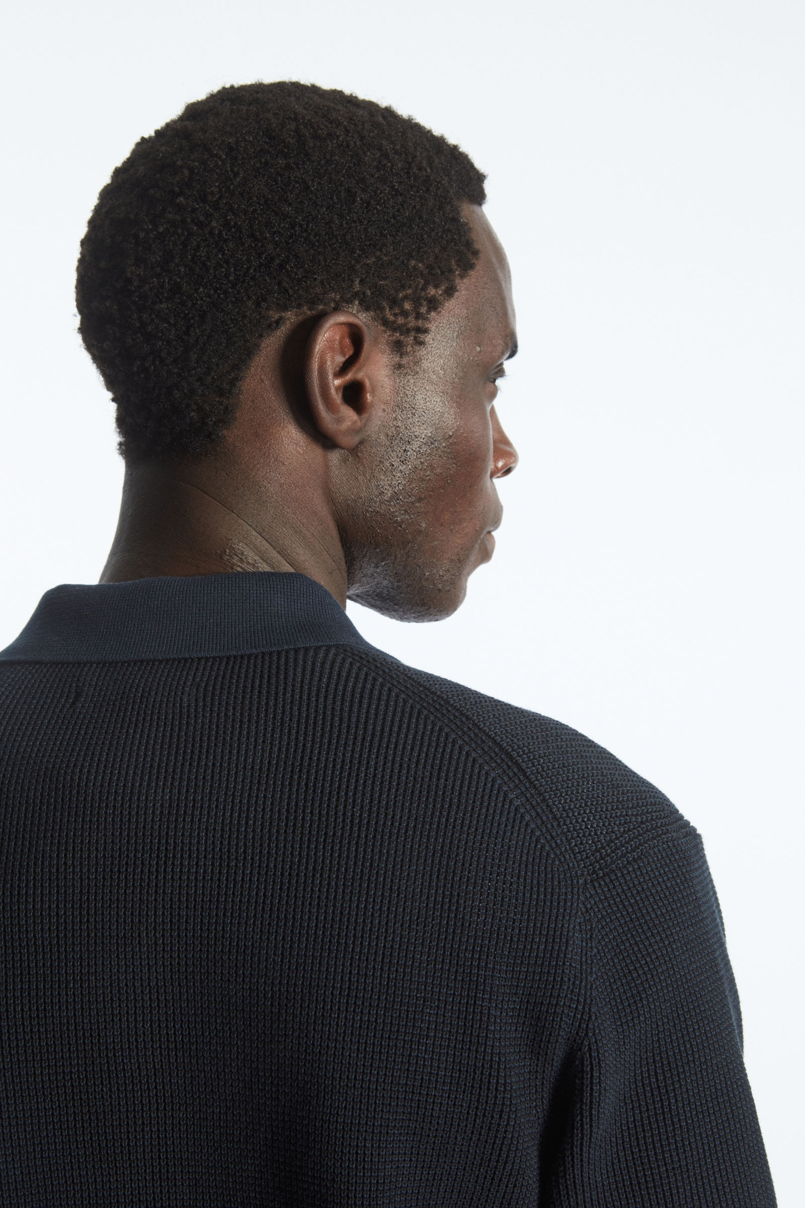 REGULAR-FIT KNITTED POLO SHIRT レギュラーフィット ニットポロシャツ