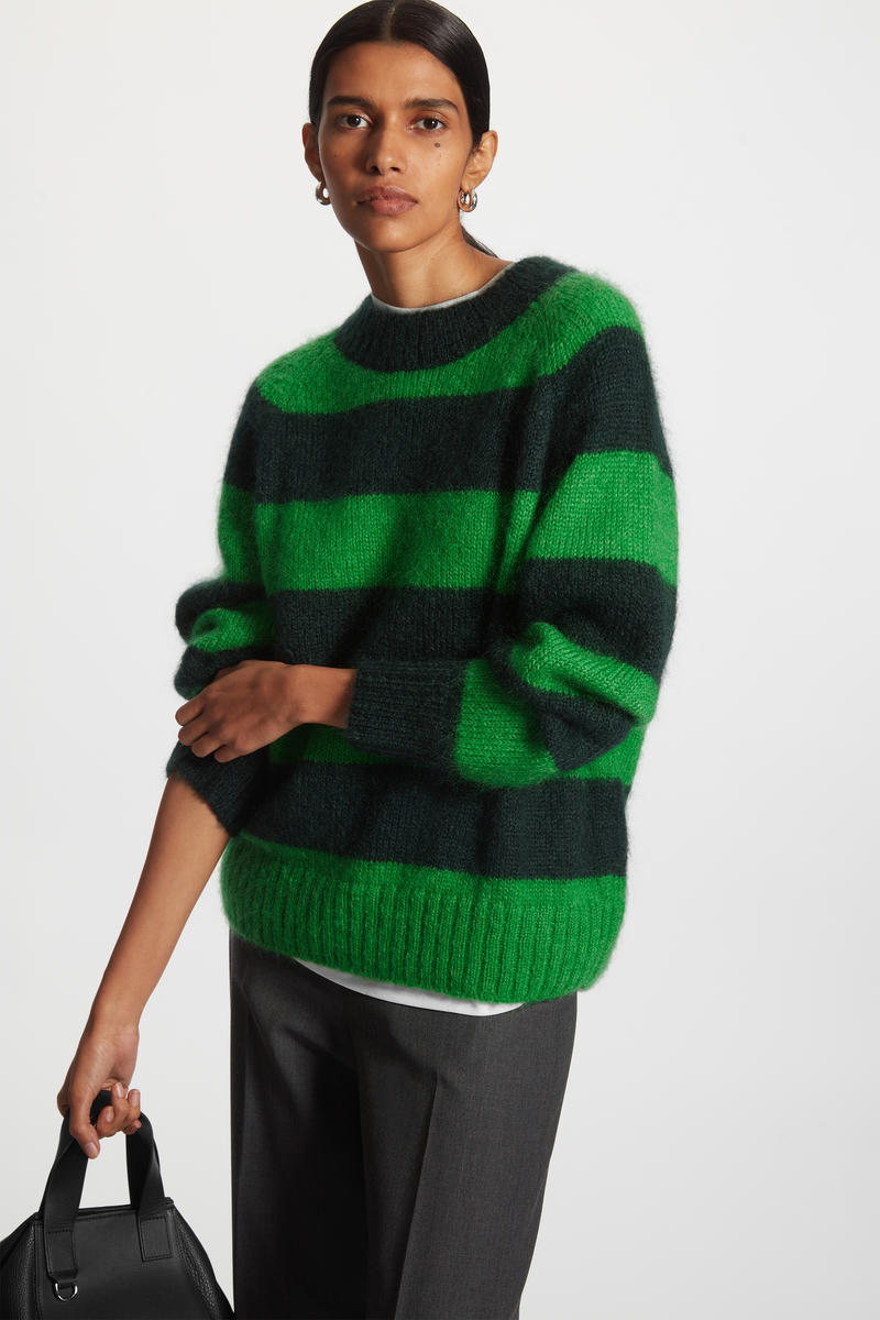 REGULAR-FIT STRIPED JUMPER レギュラーフィット ストライプ