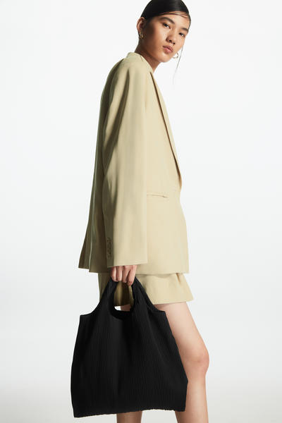 Mini Pleated Tote Bag プリーツトートバッグ 小 Cos コス 公式オンラインストア