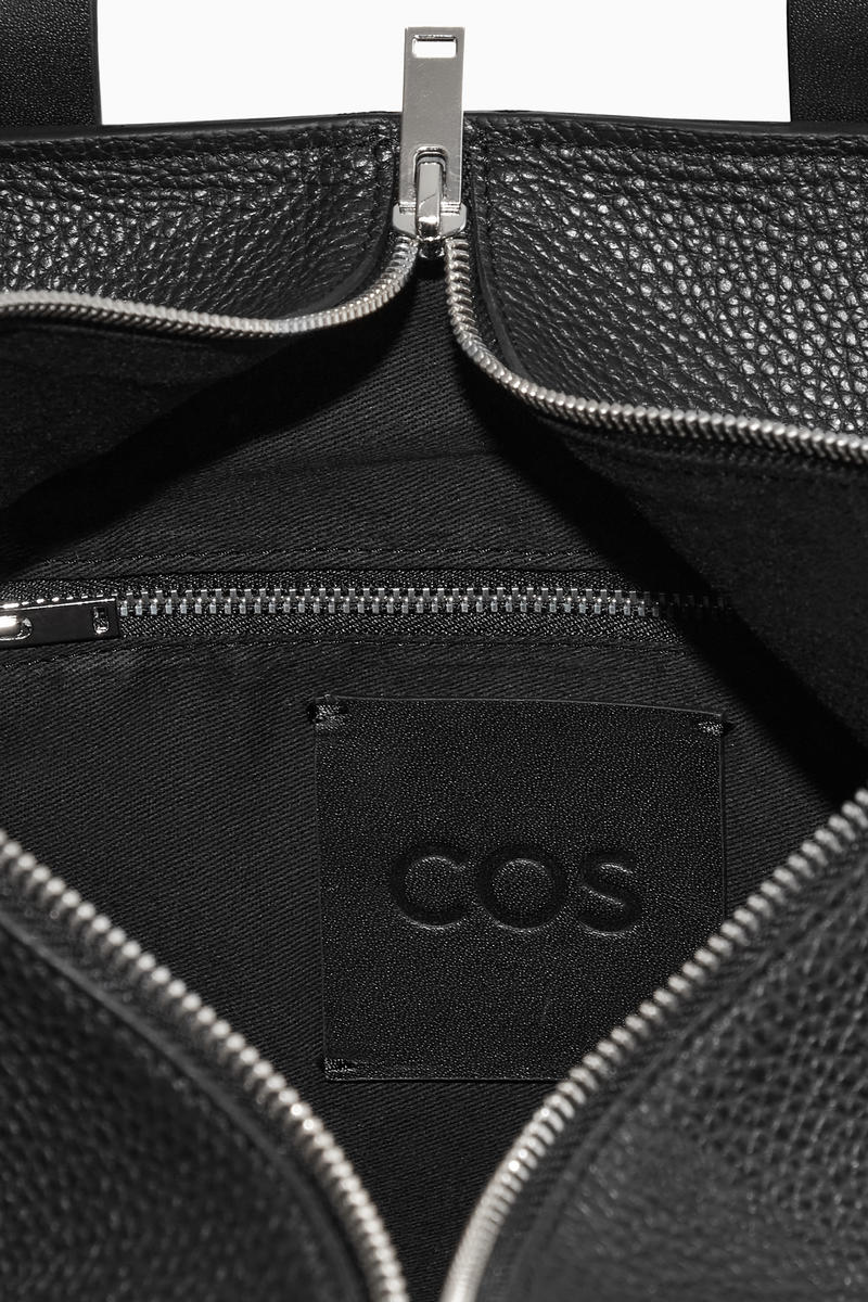 LARGE LEATHER BOWLING BAG レザー製ボウリングバッグ（大）｜COS コス 公式オンラインストア