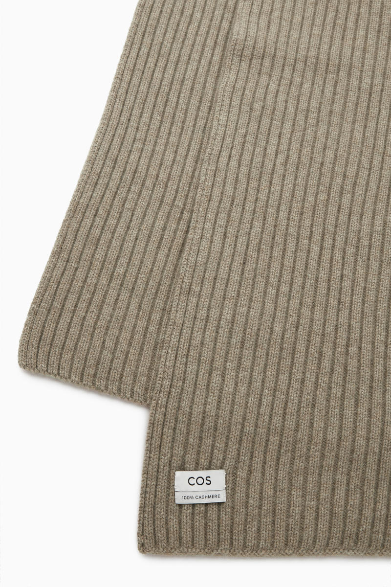CHUNKY RIBBED-KNIT CASHMERE SCARF 厚手のリブ編みカシミヤ100