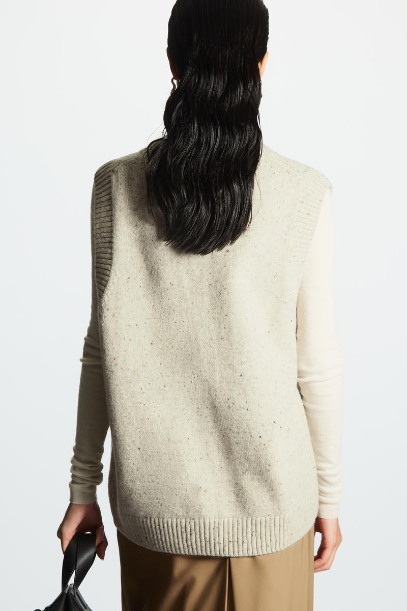 エイココンドウ♪デザインベスト♪美品♪ CONTRAST V-NECK WOOL VEST コントラストVネックウールベスト