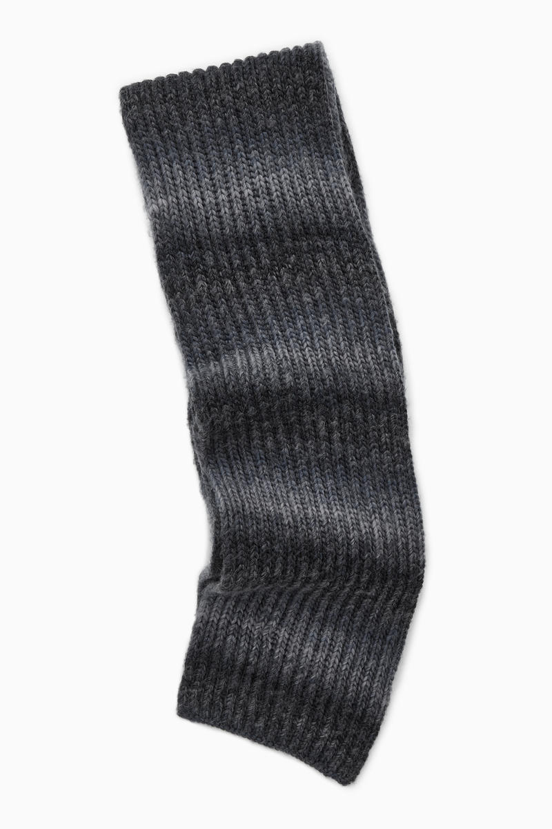 COS グラデーション マフラー GRADIENT WOOL-KNIT SCARF グラデーションウールニットマフラー