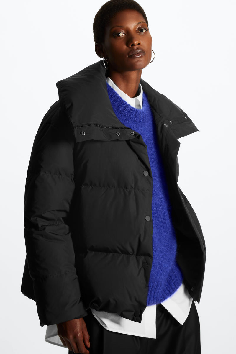 FUNNEL-NECK PUFFER COAT ファンネルネックパファーコート｜COS