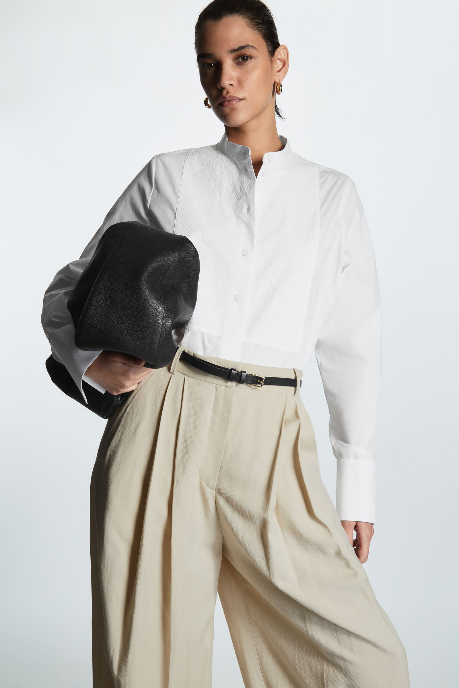 O'Neill オニール レディース 女性用 ファッション パーカー スウェット Seaspray Crew Sweatshirt - Chipmunk O\u0027Neill オニール レディース 女性用 ファッション ボタンシャツ Izra