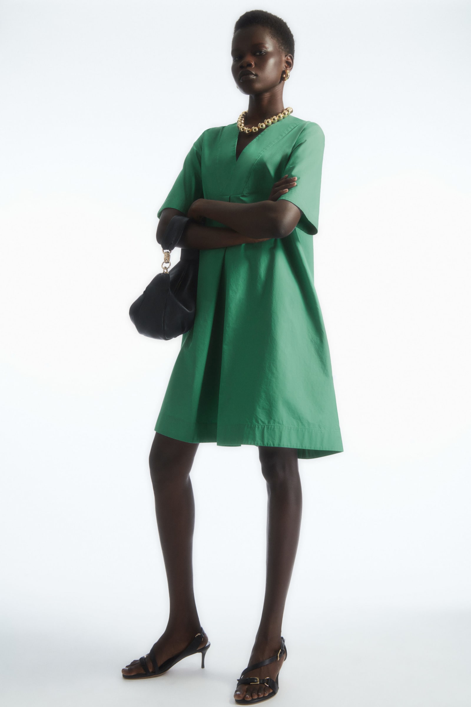 V-NECK T-SHIRT DRESS VネックTシャツワンピース｜COS コス 公式