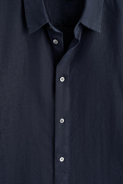 COS カーブヘム リネンシャツ