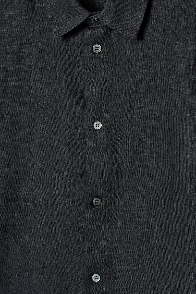 COS カーブヘム リネンシャツ