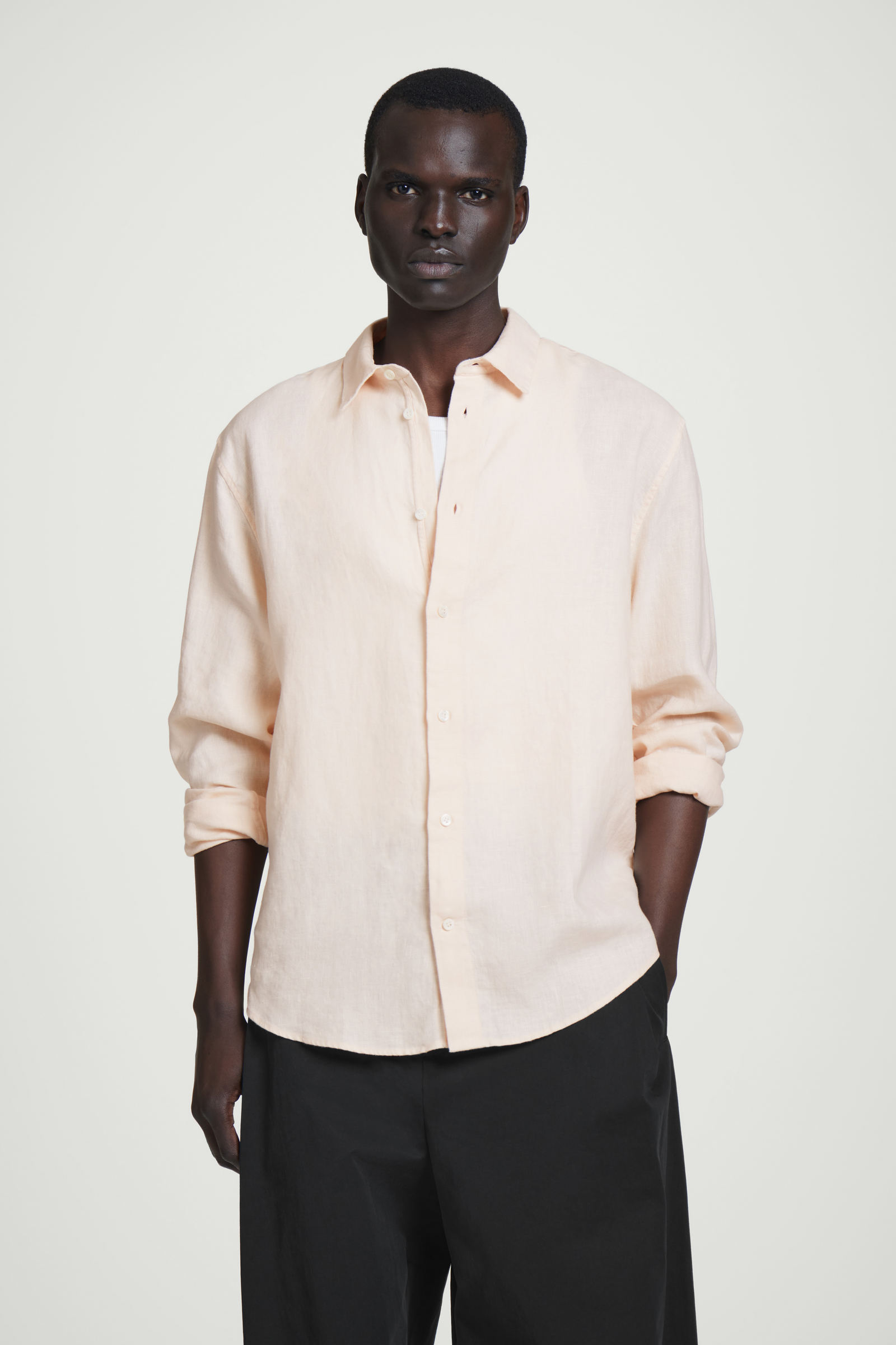 CURVED-HEM LINEN SHIRT カーブヘム リネンシャツ ピーチ｜COS コス