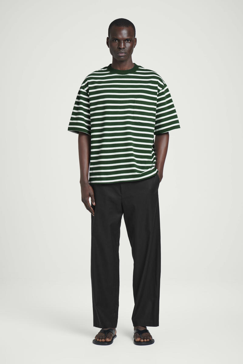 COS ヘビーデューティーTシャツ