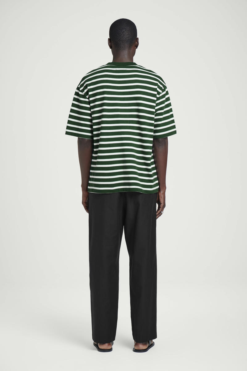 COS ヘビーデューティーTシャツ