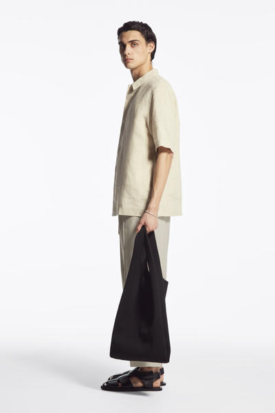 COS 半袖リネンシャツ