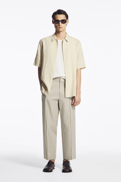 COS 半袖リネンシャツ