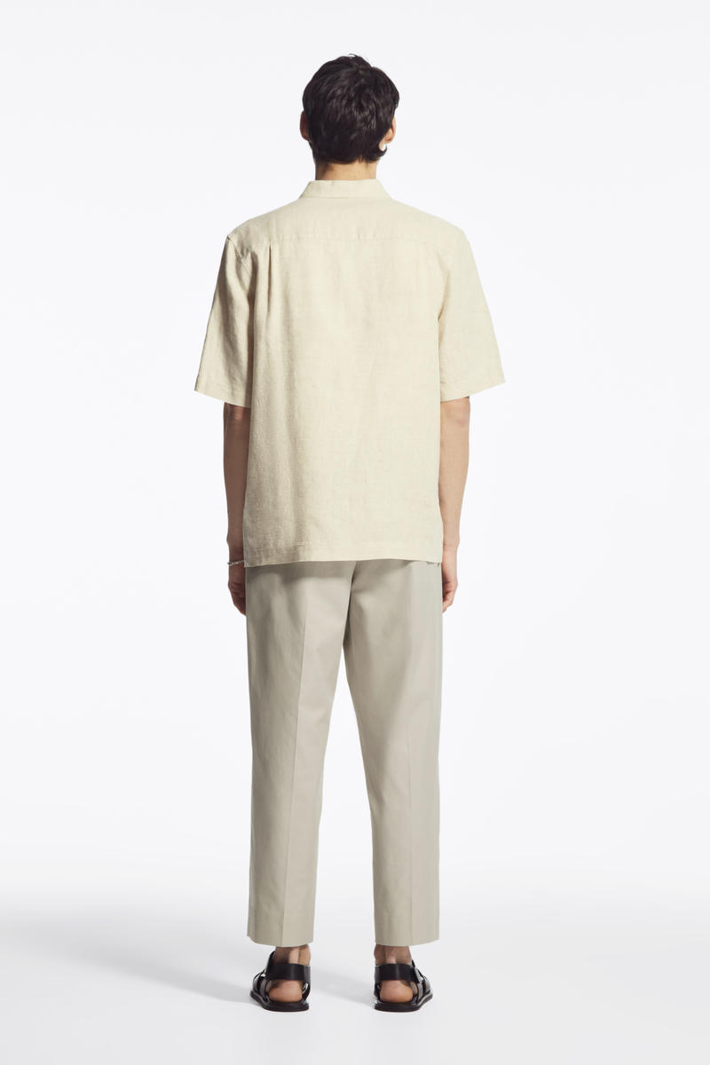 COS 半袖リネンシャツ