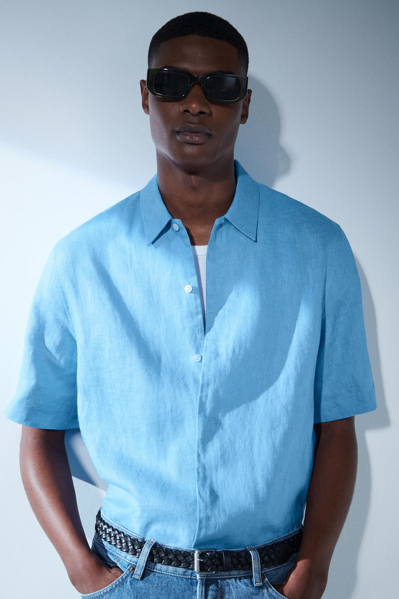 COS 半袖リネンシャツ