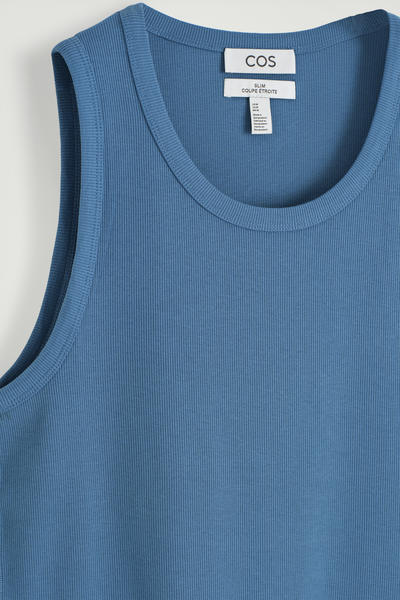 COS スクープネック リブニットタンクトップ