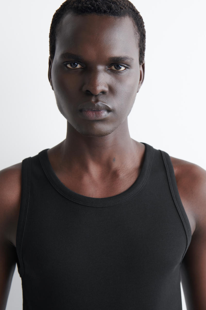 COS スクープネック リブニットタンクトップ